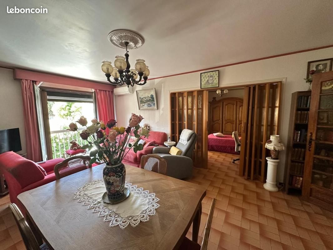 Appartement 3 pièces 65 m² · à Six-Fours-les-Plages · 65 m² · 294 000 €