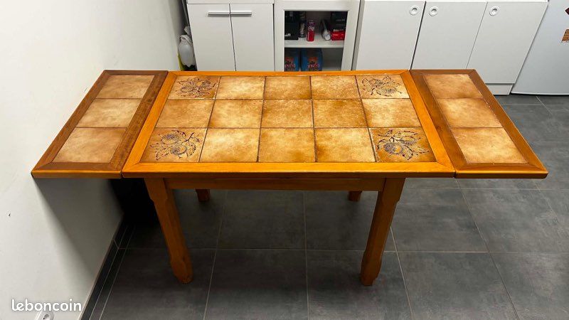 Table de salle à manger extensible en chêne avec plateau carrelé (image 4)