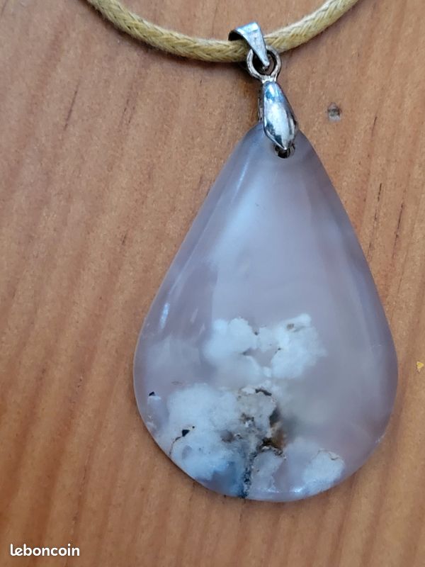 Pendentif goute Agate fleur (image 1)