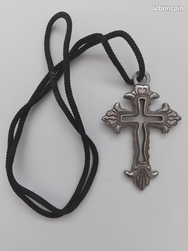Collier Homme Pendentif Croix Gothique En Acier Inoxydable - Style Punk, Hip Hop, Cadeau Halloween Ou Noël - Bijou Fantaisie Audacieux