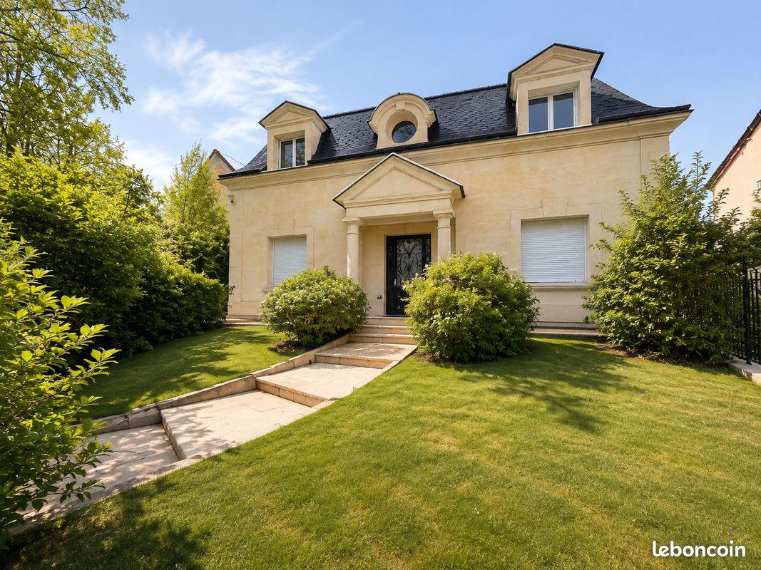 Maison 5 pièces 178 m² · à Rueil-Malmaison · 178 m² · 1 590 000 €