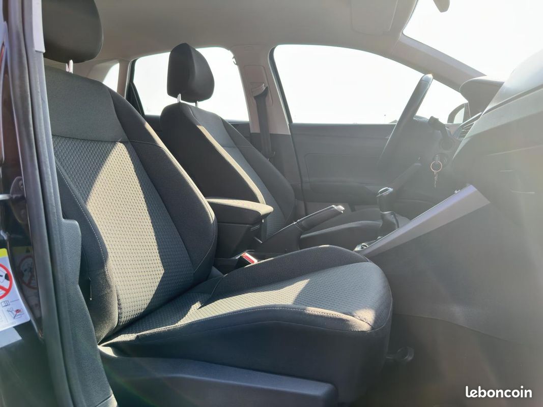 Volkswagen polo 1.0 tsi 95 lounge business (image 18)