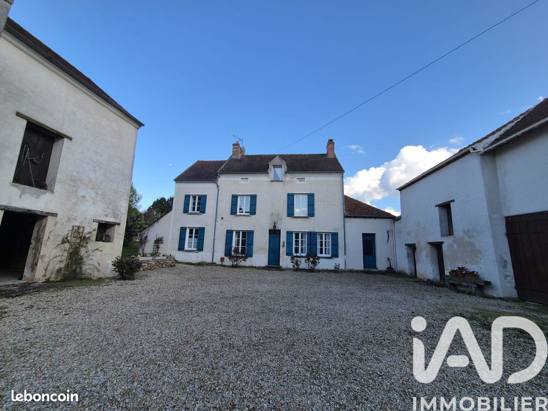 Maison 8 pièces 195 m² · à Saâcy-sur-Marne · 195 m² · 395 000 €