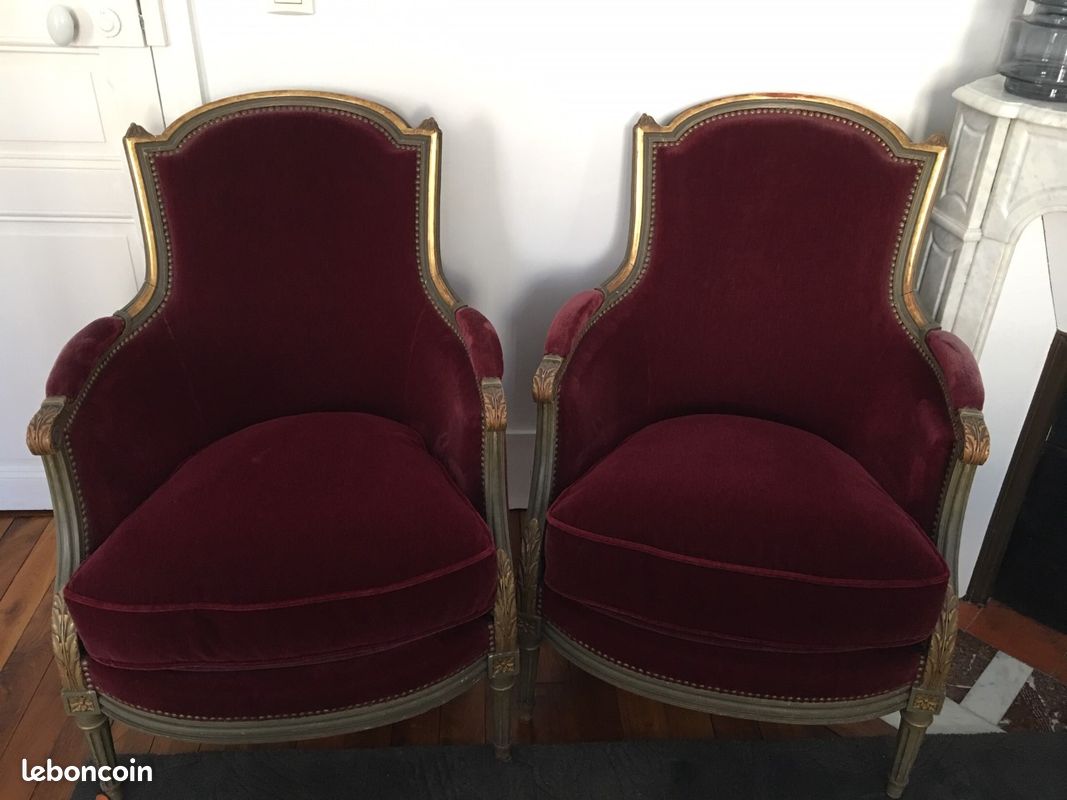 Paire fauteuils anciens patinés dorés 2 bergères Louis XVI tissu velours laine bordeaux Lelièvre (image 1)