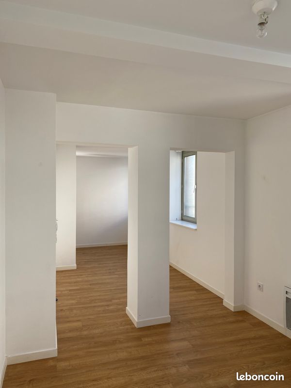 Appartement 1 pièce 35 m² · à Lille · 35 m² · 654 €