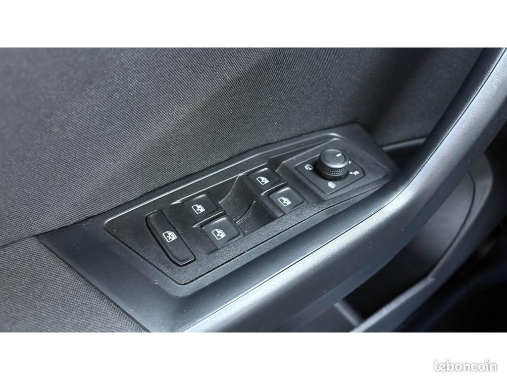 VOLKSWAGEN T-ROC 1.5 TSI 150 DSG7 Life Plus (image 11)