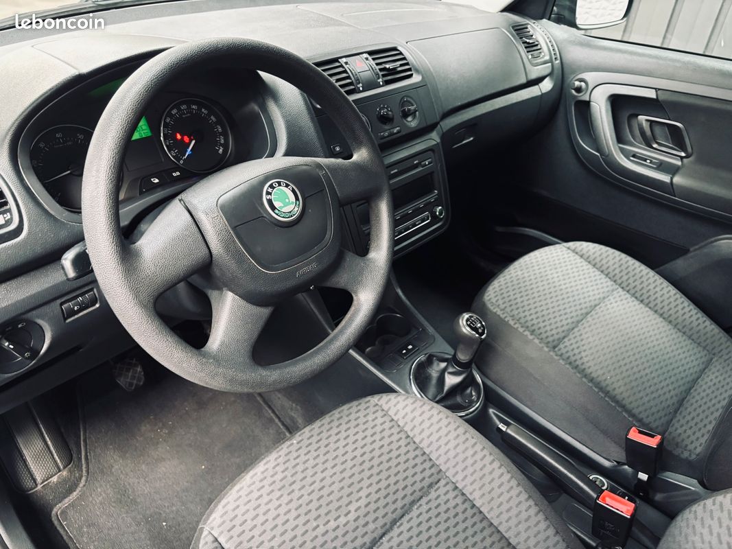 Skoda fabia 1.2 pep's 60cv (image 2)