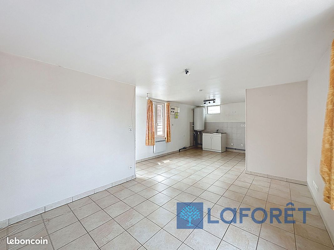 Appartement 1 pièce 27 m² · à Conches-en-Ouche · 27 m² · 330 €/mois