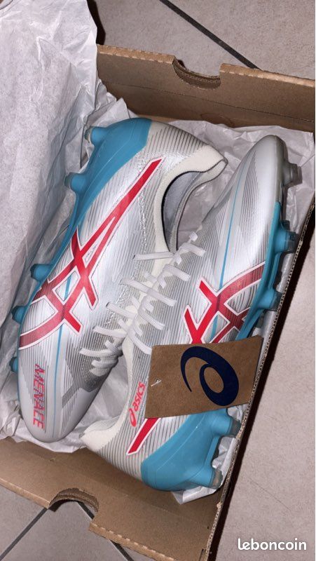 Crampons menace 5 asics (image 1)