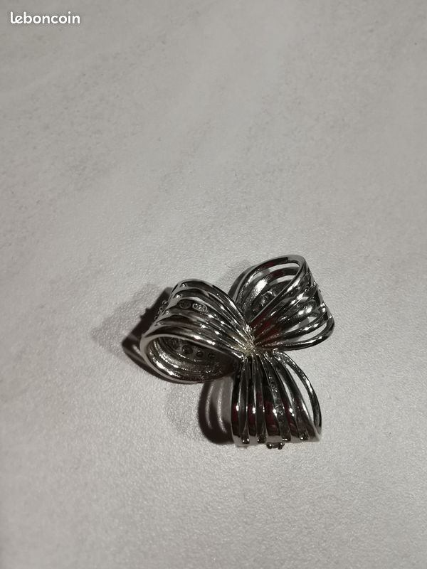 Pendentif argent et zircon (image 2)
