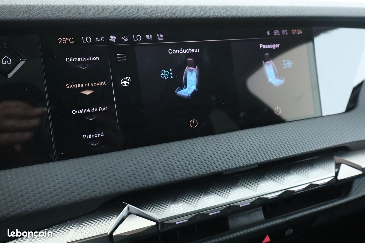 DS Automobiles DS 4 1.6 E-Tense Hybride Rivoli EAT8 225 ch (image 17)