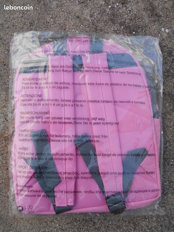 Lot de 2 sacs hello kitty et Lulu Castagnette (image 5)