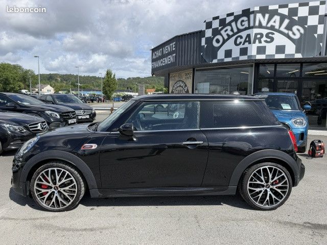MINI Mini 3-pt. John Cooper Works Sport, toit ouvrant, camera de recul, grand écran, etc... (image 2)