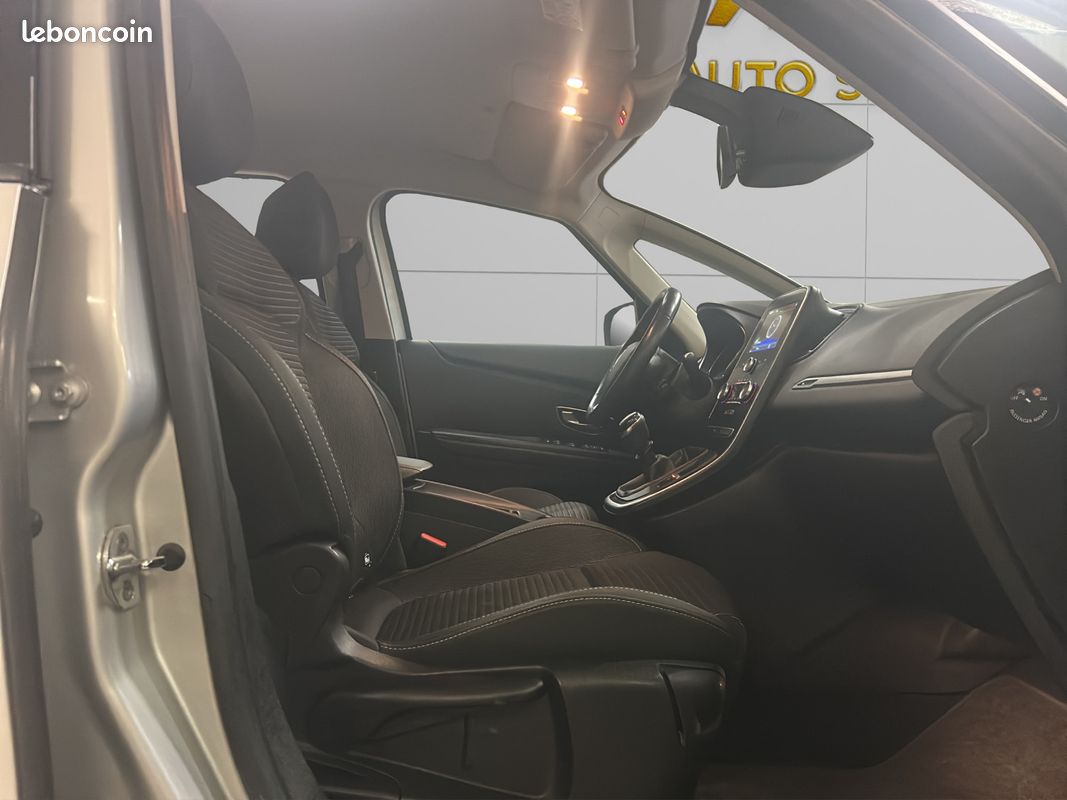 Renault scenic iv 1.5 dci 110ch energy business (image 11)
