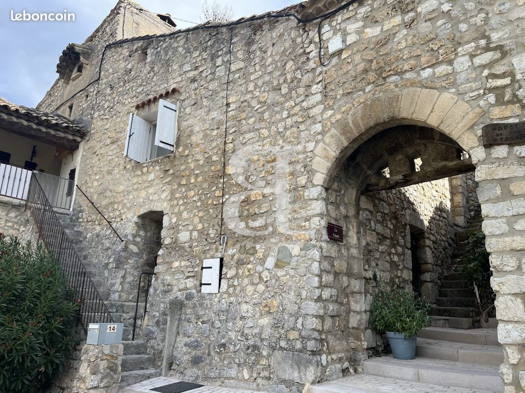 Maison 3 pièces 52 m² · à Villeperdrix · 52 m² · 88 000 €