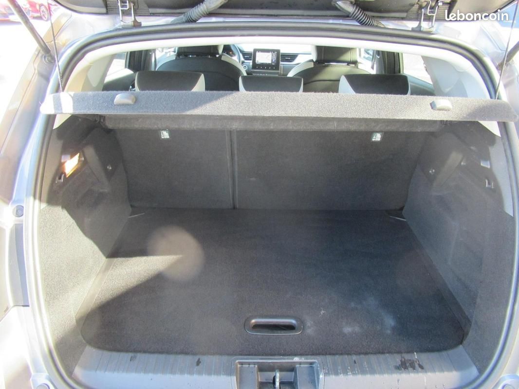 Renault Captur E-Tech full hybrid 145 Techno (image 9)