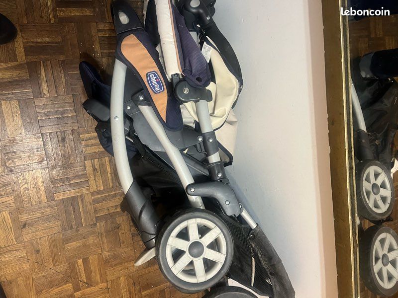 Poucette chicco (image 2)