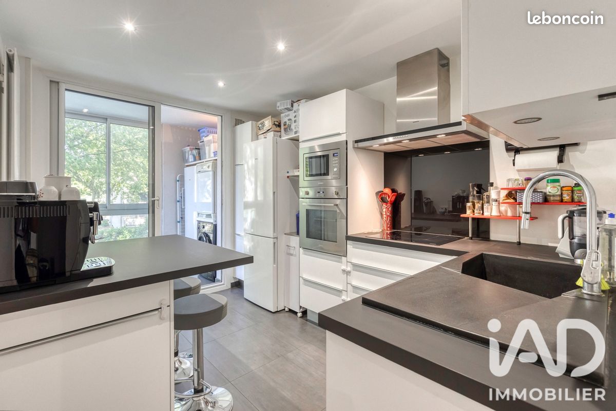 Appartement 3 pièces 67 m² · à Fontaine · 67 m² · 150 000 €