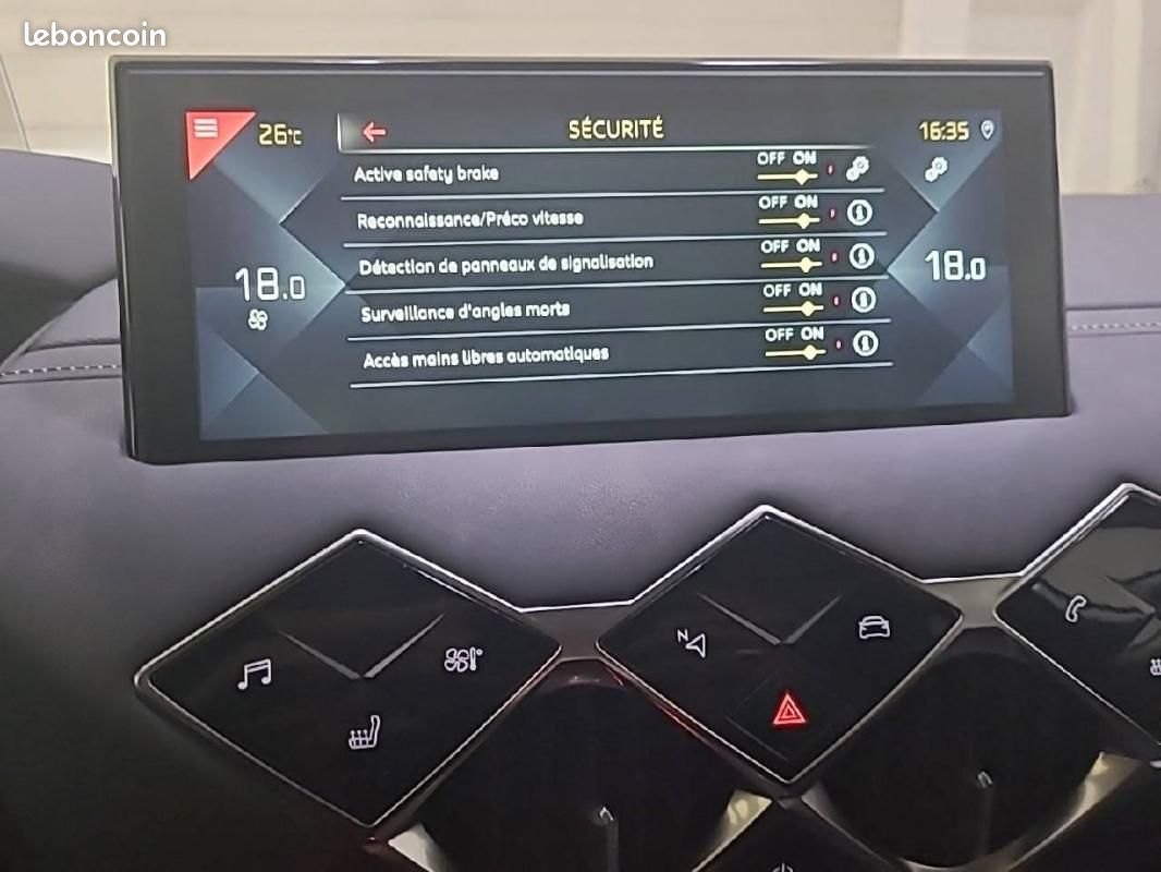 DS 3 Crossback DS3 BlueHDi 130 EAT8 - Grand Chic (image 22)