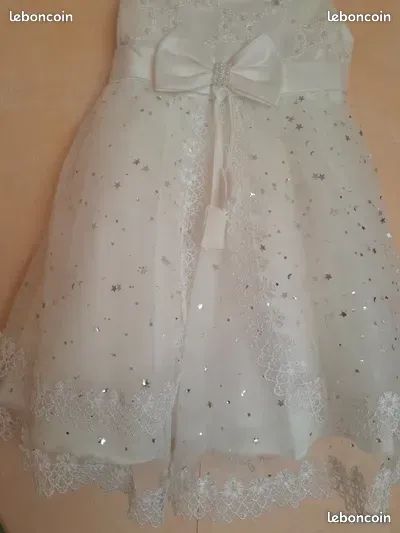 Robe de cérémonie blanche à paillettes et perles – Fille 6 ans (image 4)