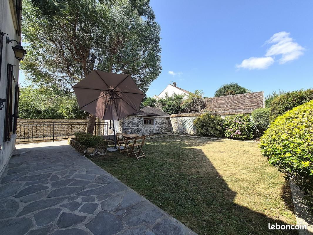 Maison 5 pièces 90 m² · à Chaumes-en-Brie · 90 m² · 270 000 €
