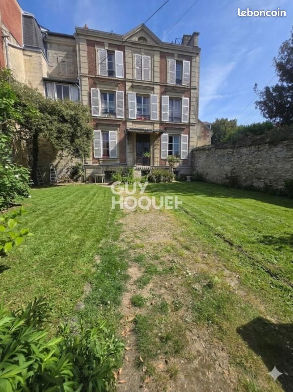Maison 8 pièces 250 m² (image 2)