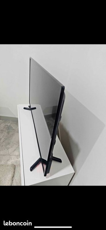 TV Smart Samsung 4K 75 pouces (image 4)