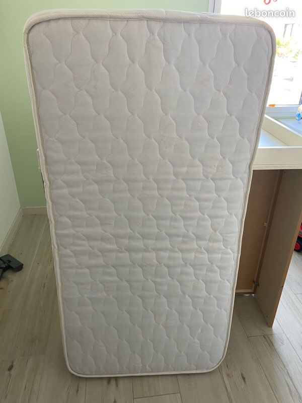 Lit bébé 70*140 et commode langer (image 6)