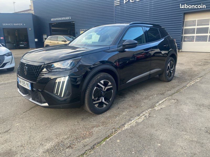 Peugeot 2008 allure hybride 1,2 (image 2)