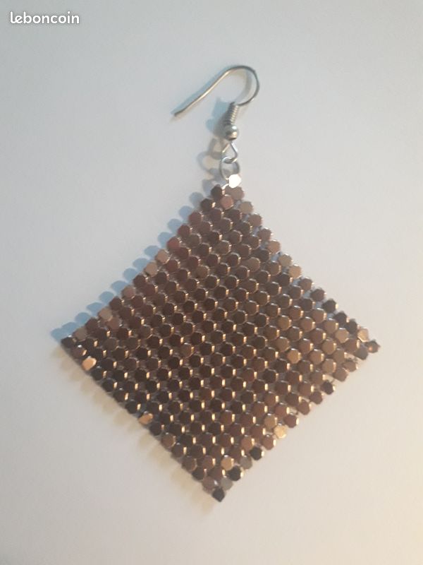 Paire de boucle d'oreille pendante (image 2)