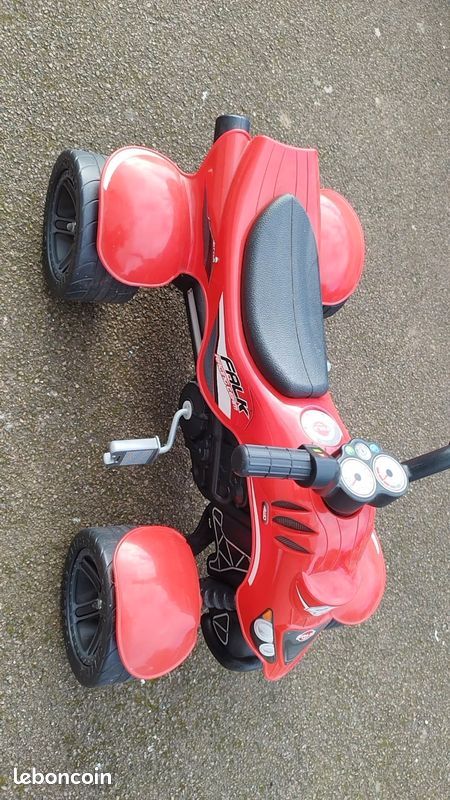 Quad a pédales pour enfants neuf (image 3)