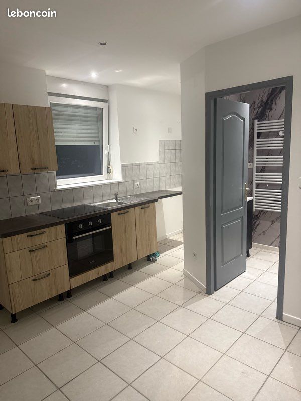 Appartement 1 pièce 35 m² · à Golbey · 35 m² · 450 €/mois
