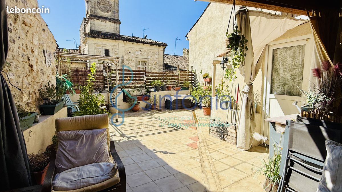 Inconnu 210 m² Arpaillargues-et-Aureillac · 210 m² · 378 000 €