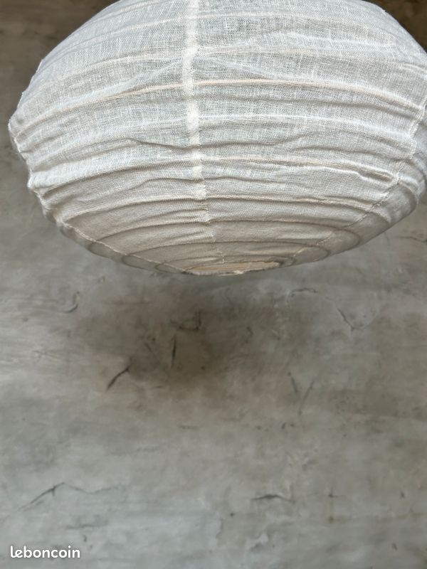 Grande suspension en rotin et lin naturel japonisante ovale aplatie H35 D60 (image 4)