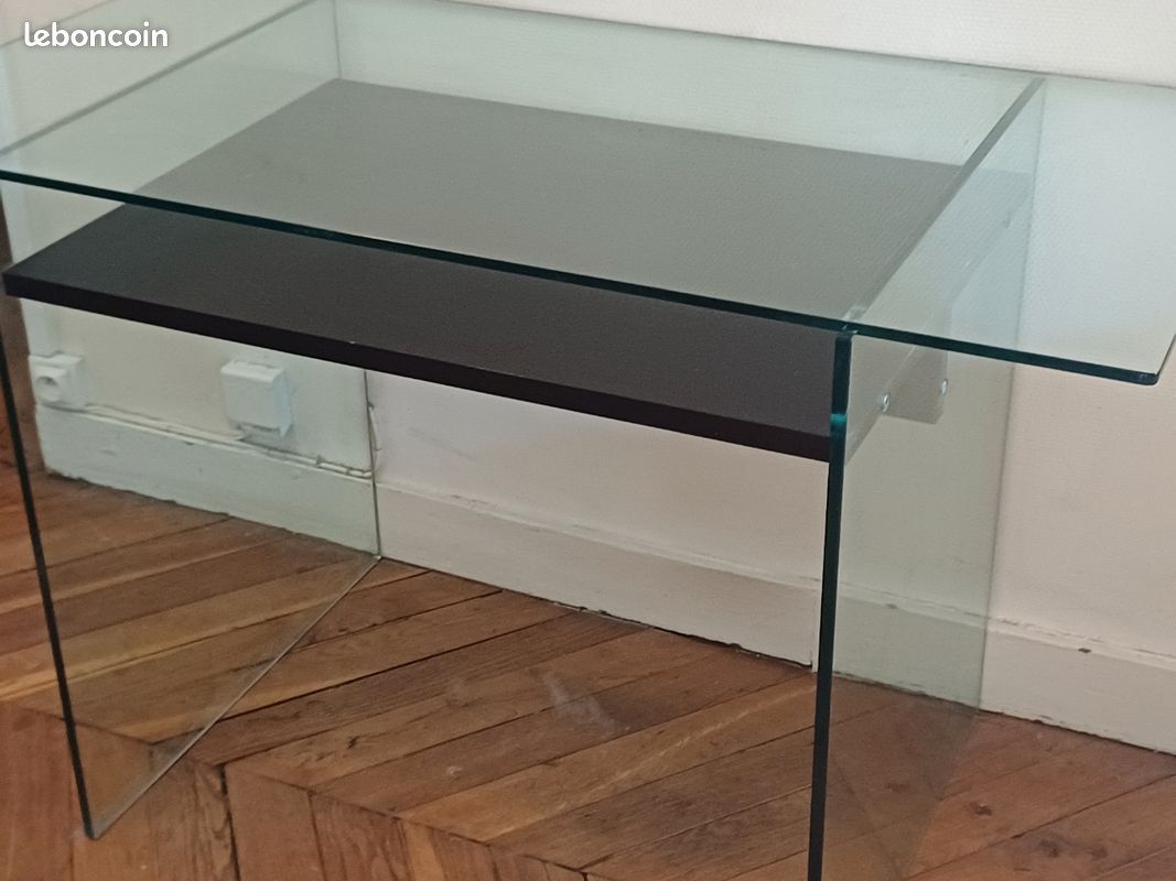 Bureau design (image 2)