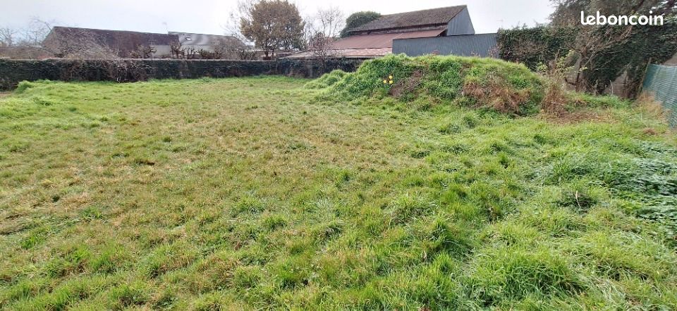 Terrain 483 m² Saint Hilaire De Chaleons · à Saint-Hilaire-de-Chaléons · 68 000 €