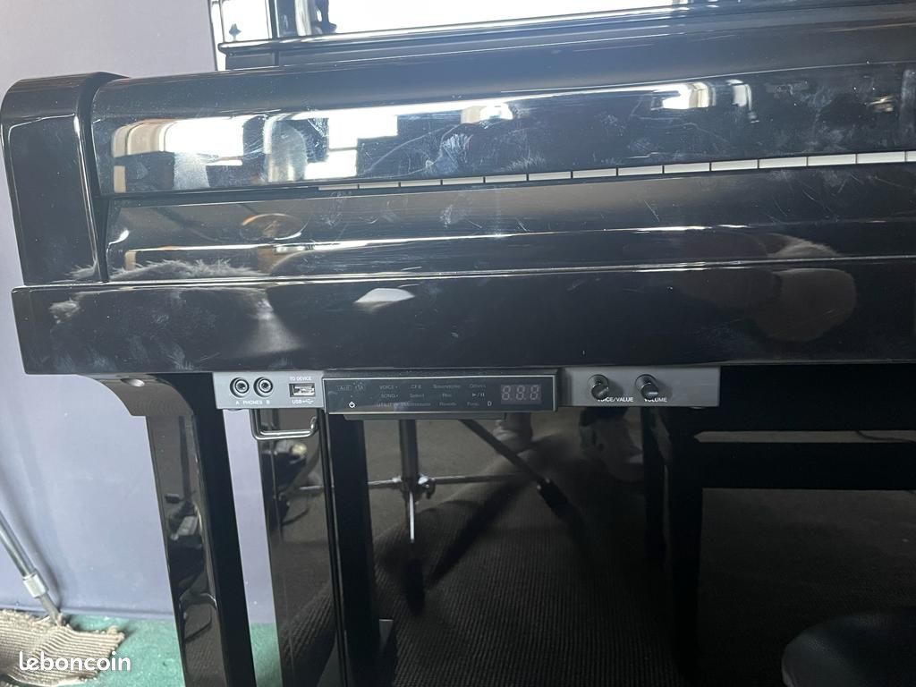 Piano droit noir Bosendorfer 120 Silent SH2 (image 5)