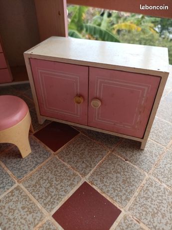 Ancienne Armoire De Poupée – 25 X 18 X 10 Cm