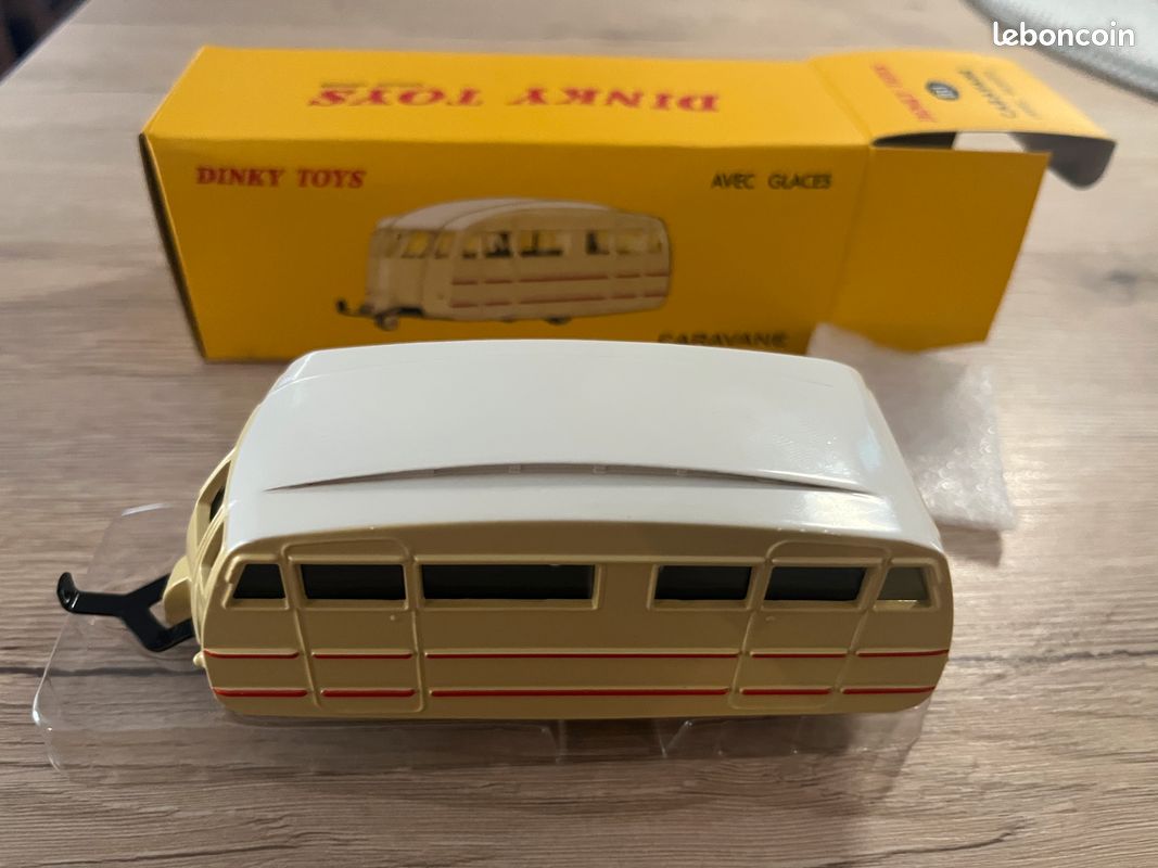 Dinky Toys Caravane Meccano 811