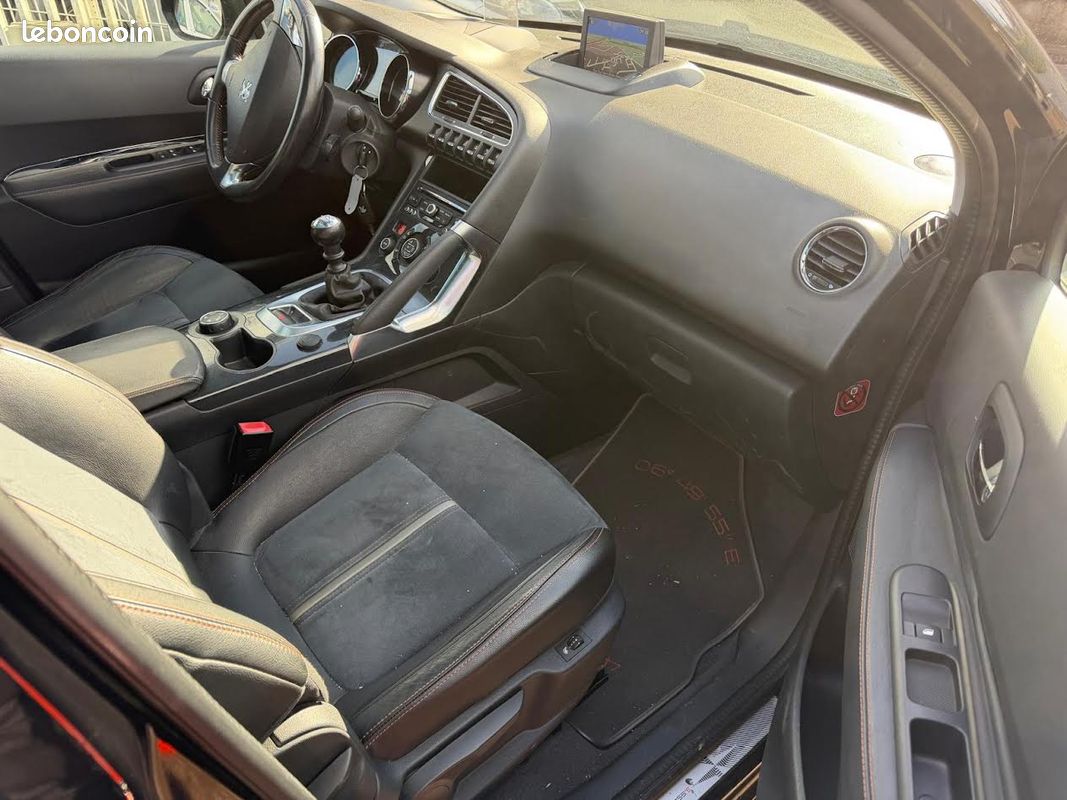 Peugeot 3008 (2) 1.6 bluehdi 120 s&s crossway (image 3)