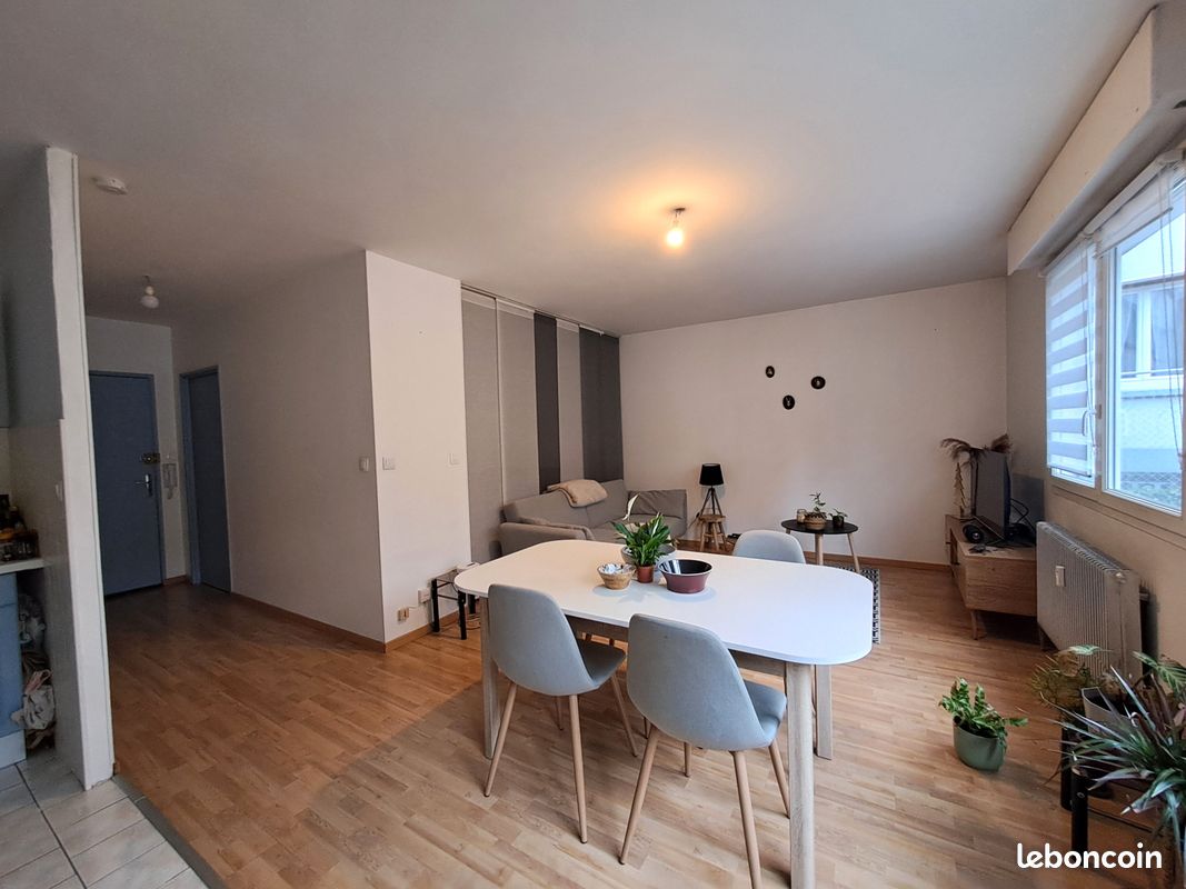 Appartement 1 pièce 43 m² · à Besançon · 43,3 m² · 750 €/mois