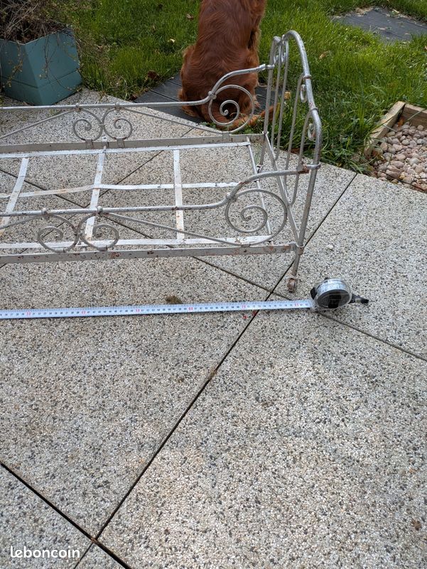ANCIEN LIT DE poupée en fer Forgé Pliable EUR 40,00 - FR