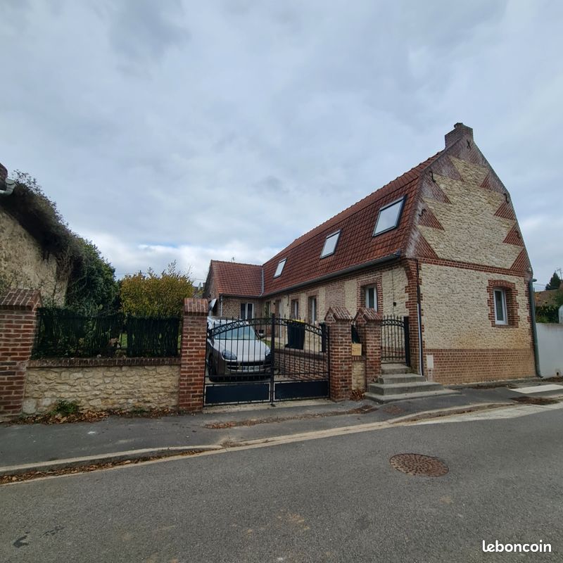 Maison 5 pièces 117 m² · à Esnes · 117 m² · 150 000 €