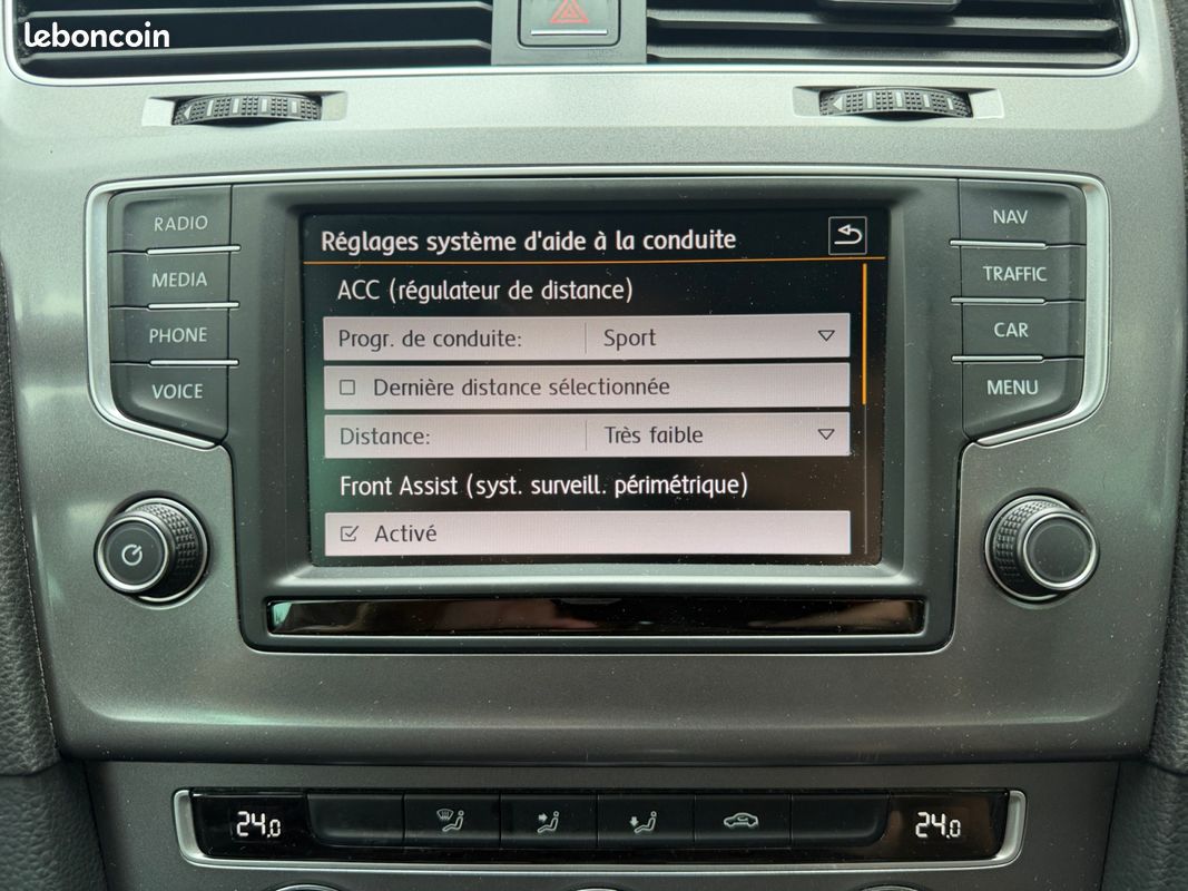 VOLKSWAGEN GOLF 7 2.0 TDI 150 ch LOUNGE Caméra Attelage Régul Adaptatif Garantie 12 mois (image 15)