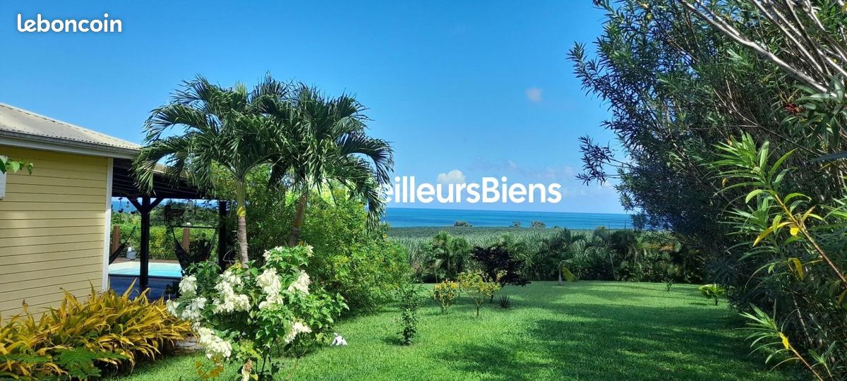 Maison 5 pièces 105 m² · à Sainte-Rose · 105 m² · 569 000 €