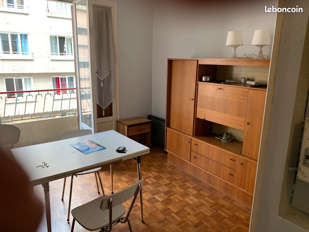Appartement 1 pièce 25 m² · à Grenoble · 25 m² · 470 €/mois