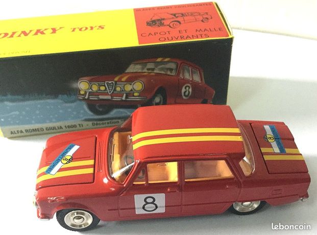 Dinky Toys 1:43 - 1 - Voiture miniature - Alfa roméo Giulia 1600 TI Dinky Toys 1:43 - 1 - Voiture miniature - Alfa roméo Giulia 1600 TI