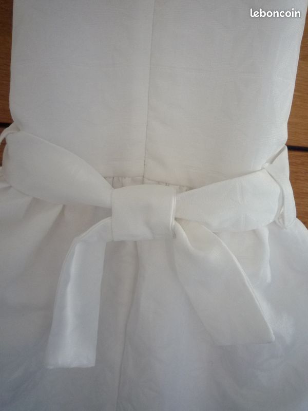 Robe blanche (image 8)