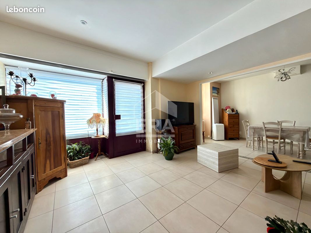 Immeuble 8 pièces 200 m² · à Nemours · 200 m² · 399 900 €