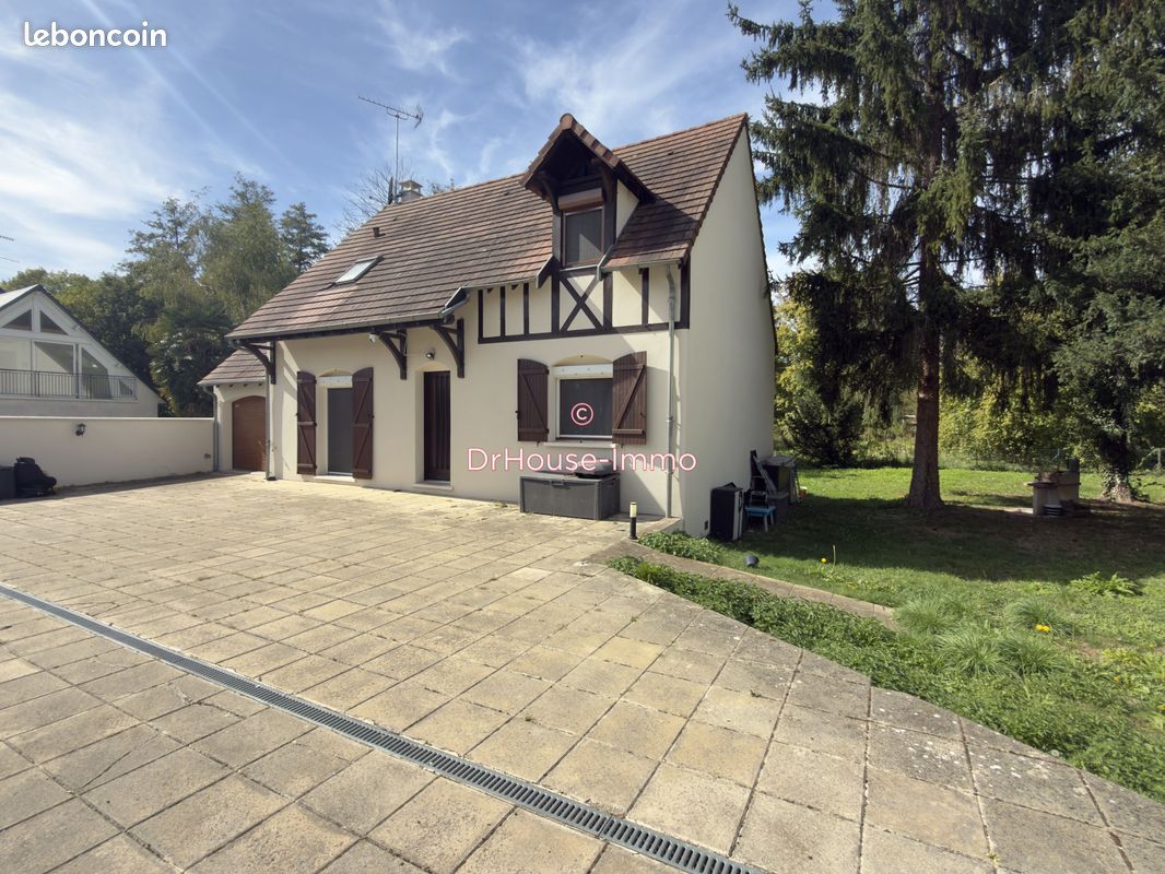 Maison 6 pièces 110 m² · à Claye-Souilly · 110 m² · 425 000 €